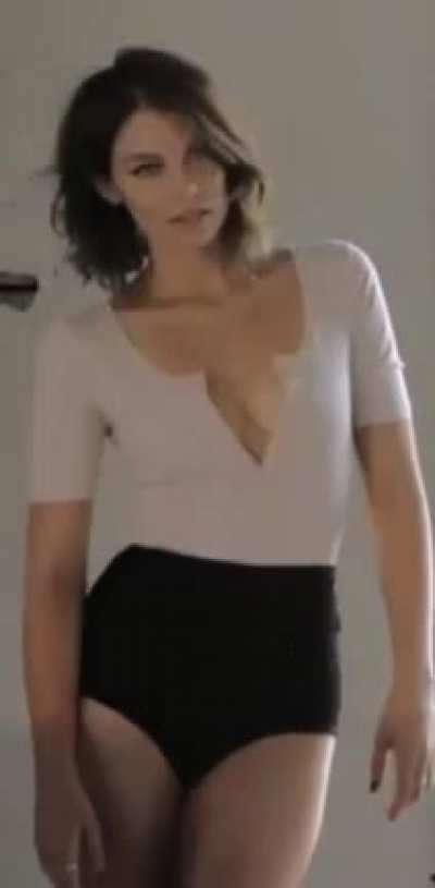 Lauren Cohan is so fucking hot.