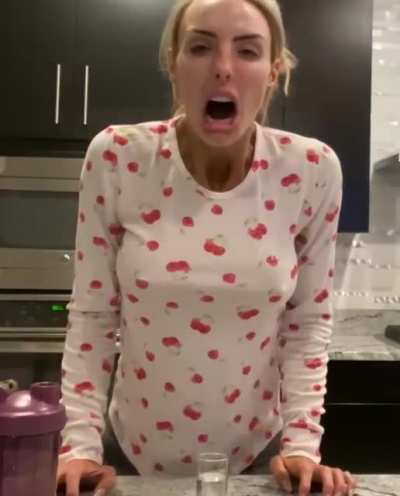 Bouncy Tits Peyton