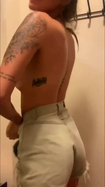 Wow, she's hot