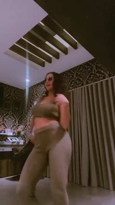 Yassi Pressman