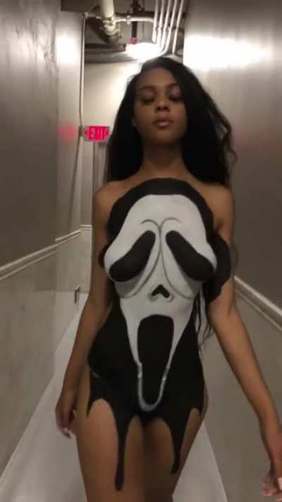 &ldquo;Scream&rdquo; body Art