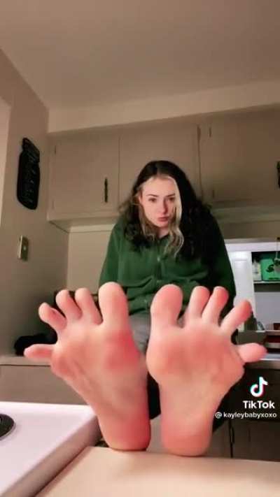 @kayleybabyxoxo on tik tok
