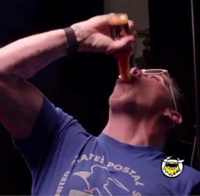 Steve-O on Hot Ones