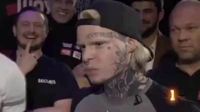 Vassily, o implac&aacute;vel!!! Podem invocar o vredditdownloader