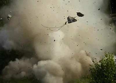 Looks like the Russians don&rsquo;t mind skipping a few rocks off their airframes
