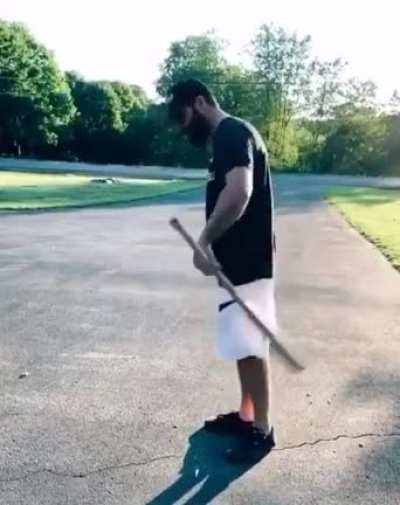 Smooth bat control 🏏