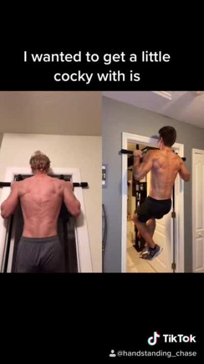 Tried to show off with the 1 arm chin hang for a second