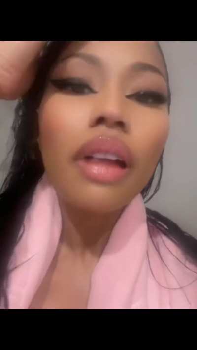 Nicki Minaj l