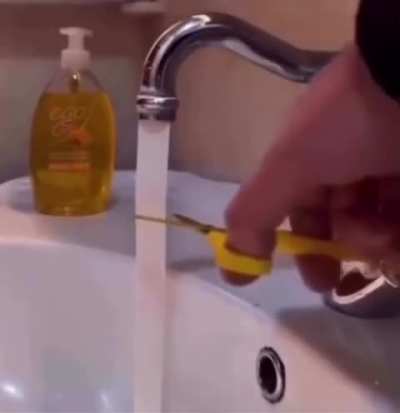 You’ve seen the spoon effect, but have you ever tried this?