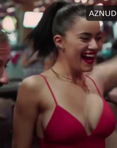 Paulina Gaitan Jiggle