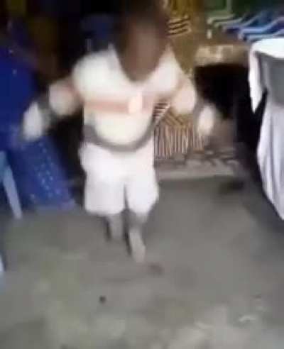 Can&rsquo;t stop laughing. Help