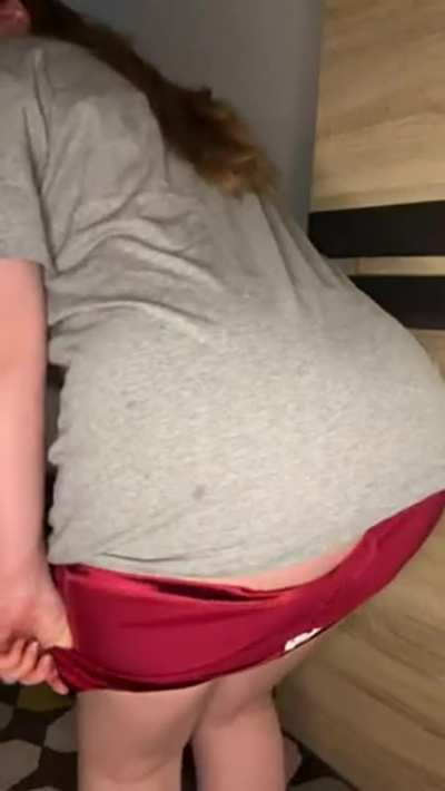 Can I trap you between my thighs?