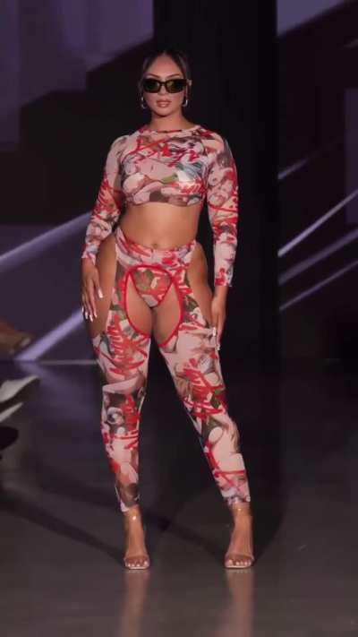 Cami B