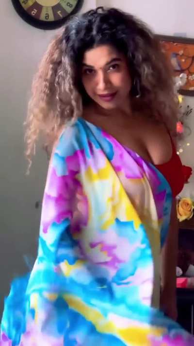 Simone Sharma