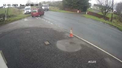 A really close one! At least the delivery won&rsquo;t be late...