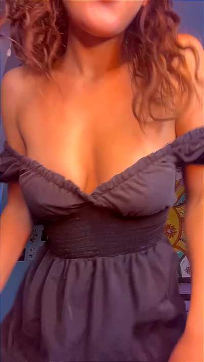 I&rsquo;d love to wake up to a little slap :)