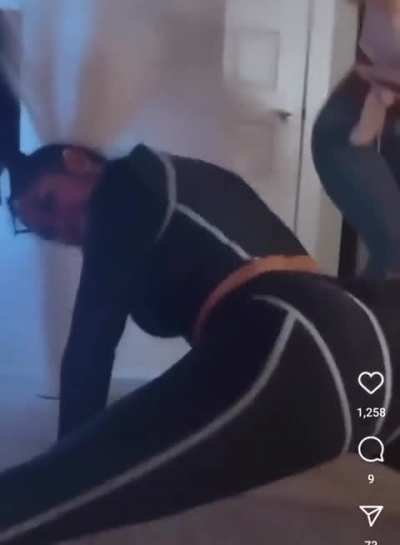 Queen Naija 