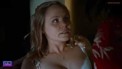 Retro Scenes: Alison Pill (31) & Floriana Lima (36) - 