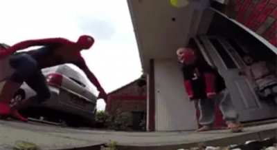 Amazing &ldquo;Spider-Dad&rdquo; jumps off roof to surprise his dying son