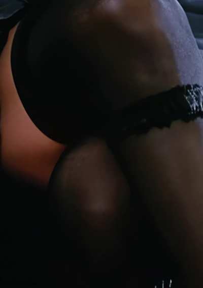 Robin Tunney (Investigating Sex - 2001)