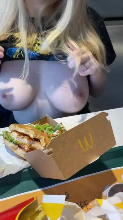 Flashing my 19yo tits in McDonald&rsquo;s 👀 (Oc drop)