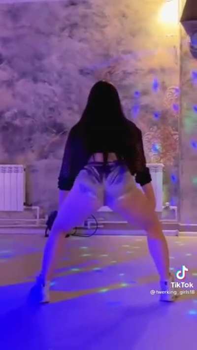 🤩