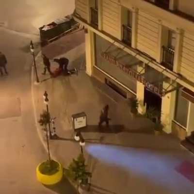 Galaksinin koruyucuları iş başında