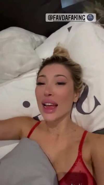 Andrea22