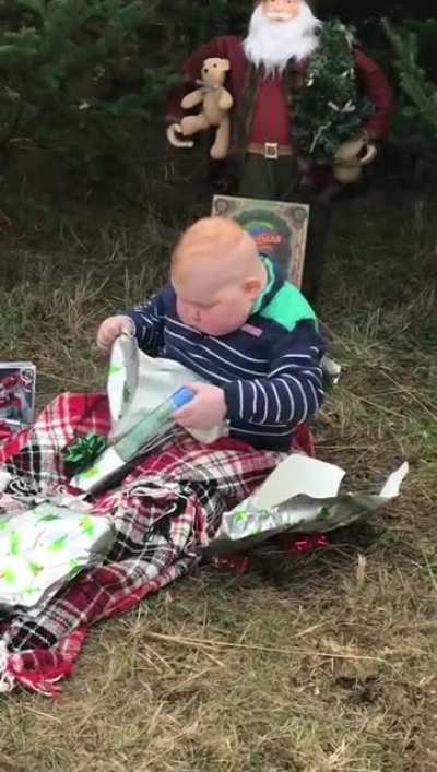 Saw this on r/MadeMeSmile, thought the kid was pretty funny
