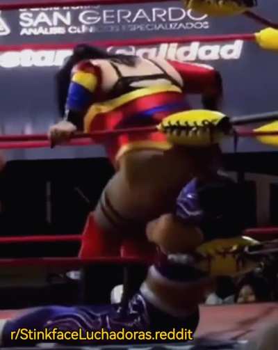 Stinkface Amazona (otro angulo)