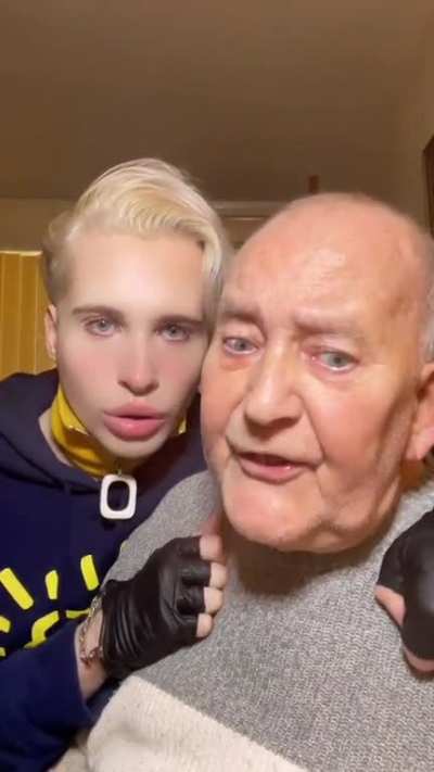 😳😳😳 bro... release this old man at once!