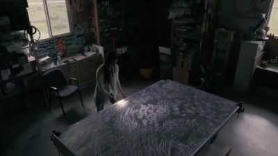 Artist etches 60 layers of glass to create a "moving" masterpiece