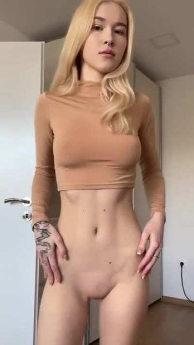 how do you like my tummy?