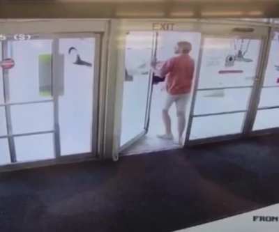 I don&rsquo;t blame him. Which f&rsquo;ing monster designed that gate
