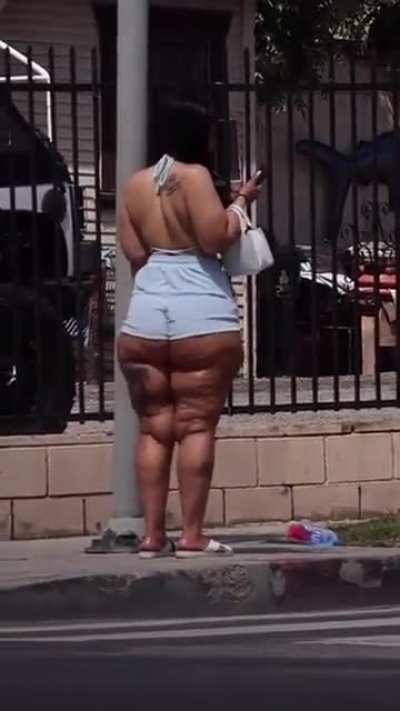 Certified Hot Thick Lady