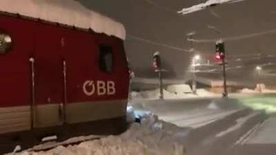 &Ouml;BB bei Schneefall
