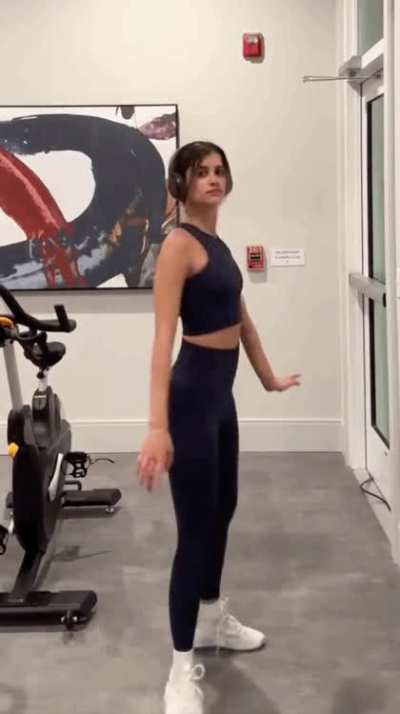 Alyssa Lopez BB23