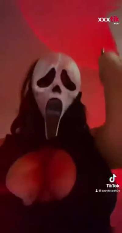 Halloween party at xxxtik