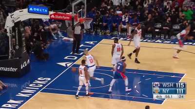 [Highlight] Kuz closes out the Knicks with back-to-back threes
