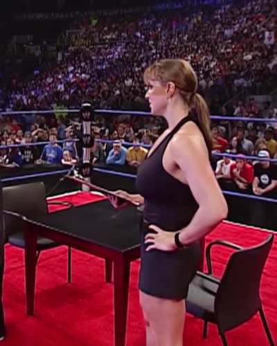Stephanie the tits on her