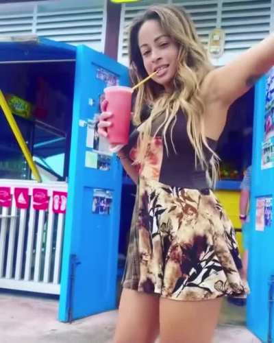 Kayla Braxton