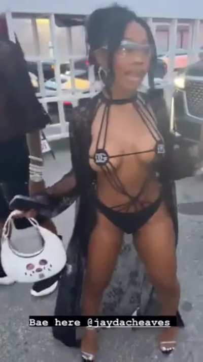 Looking sexy and dancing loop video