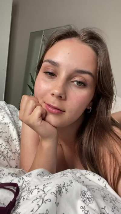 If you stop for me, I&rsquo;ll celebrate by recording me fuck my self