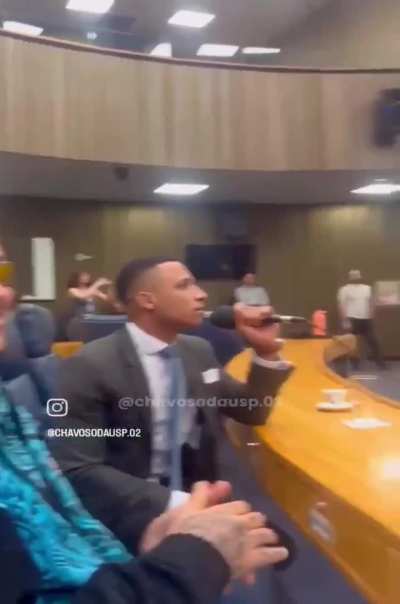 Rubinho Nunes: "O senhor reconhece ou nega que existe crime organizado nas periferias?"; Chavoso da USP: "Existe em todo lugar. Inclusive dentro dessa casa."
