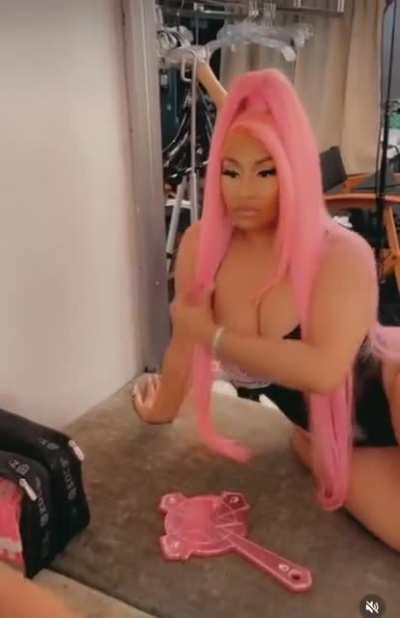 Imagine how it look from behind 😮&zwj;💨🤤🤤🤤🤤