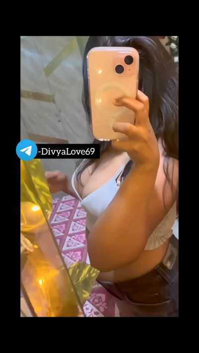 Big boobs college girl available now for fun (F)