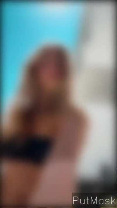 Whats wrong beta ? Is the video blurred ?