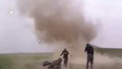 ISIS suicide bomber blew himself up in front of Iraqi federal police,2017.