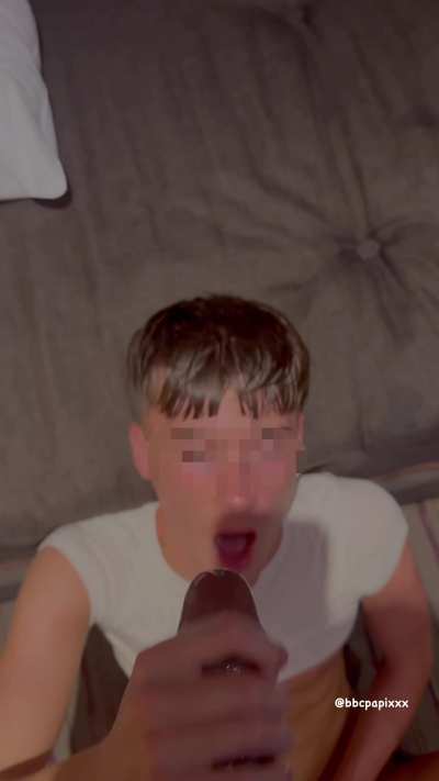 Daddy&rsquo;s little cumslut 