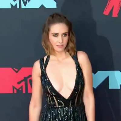 Alison Brie